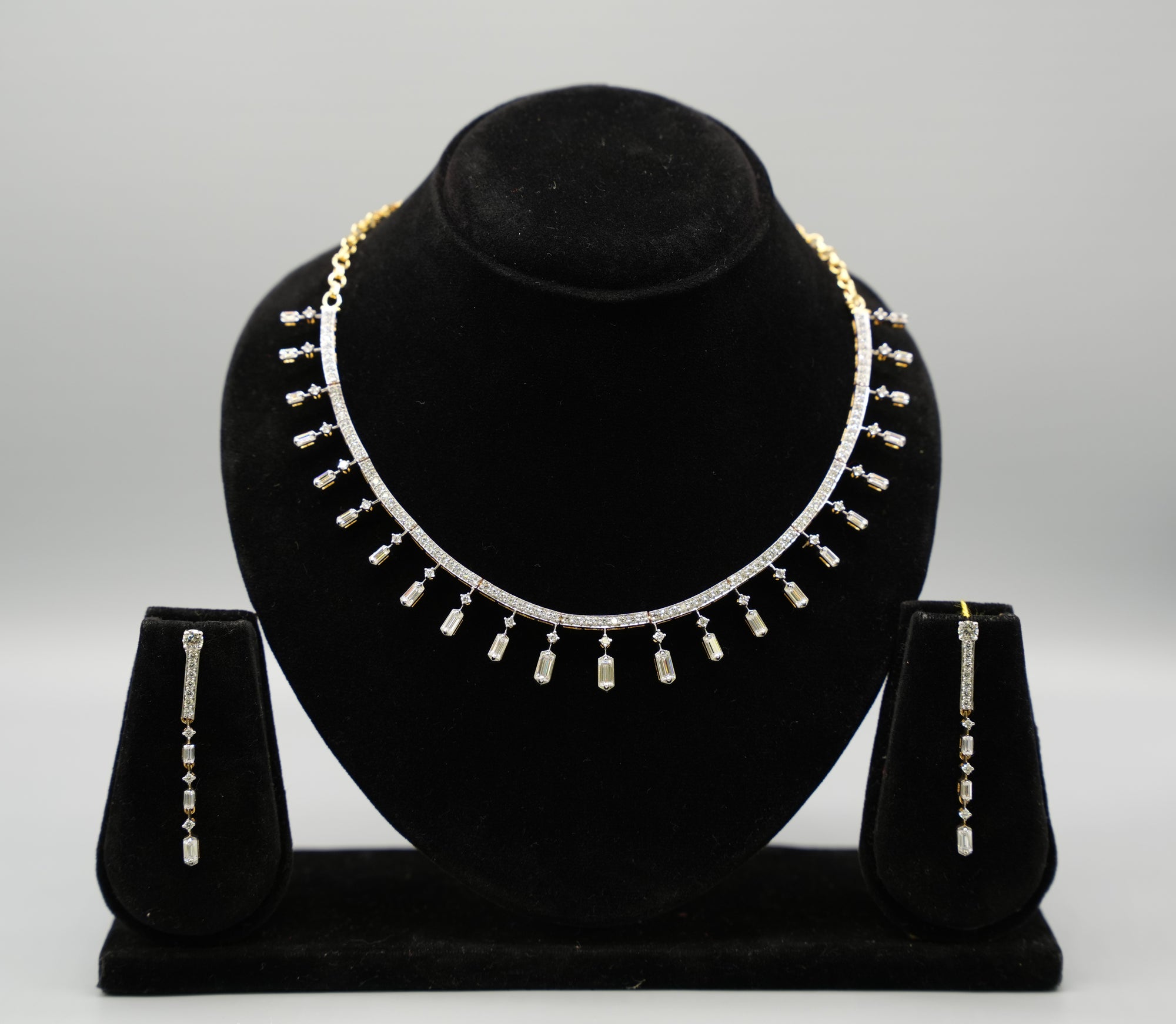 Silver Swarovski Necklace Set