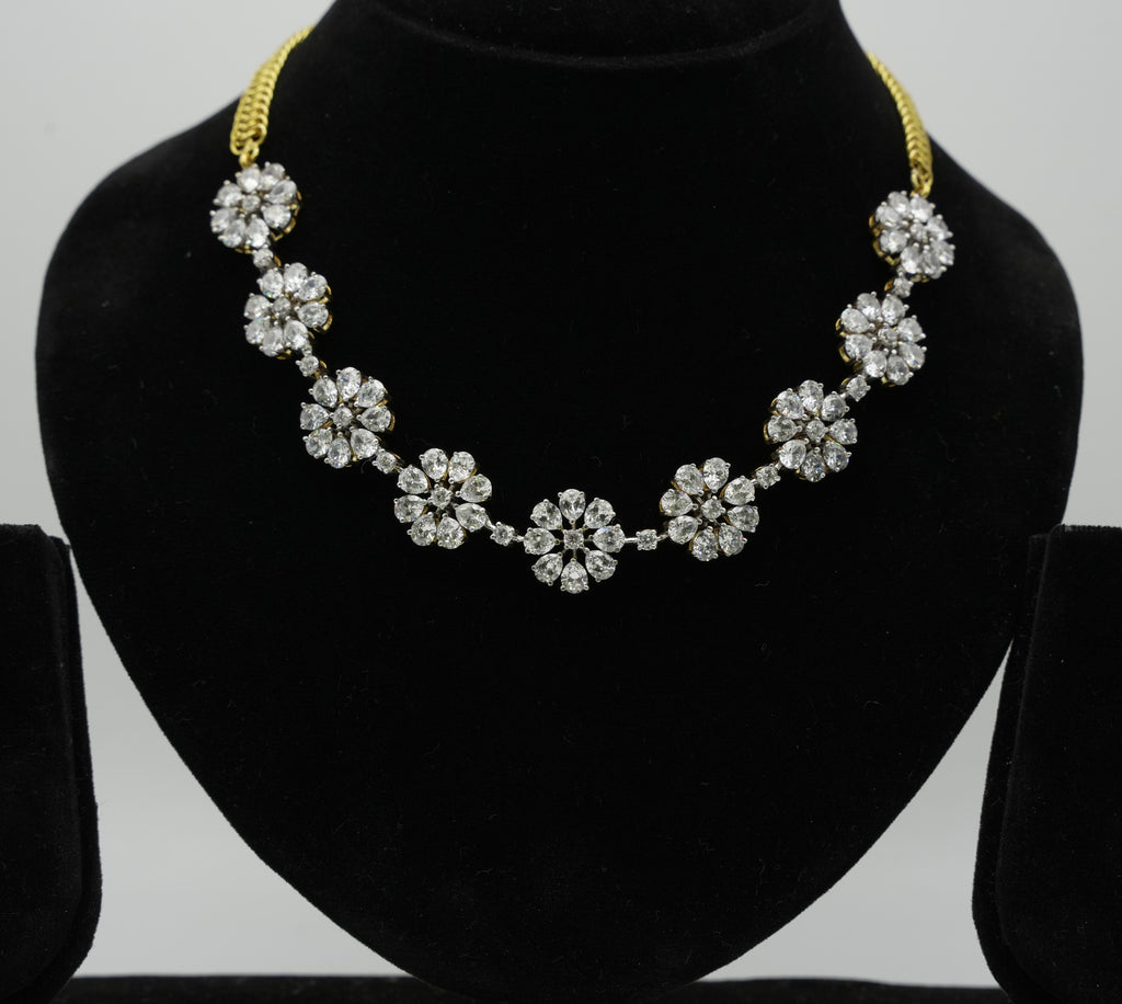 Silver Swarovski Luxurious Floral Necklace Set