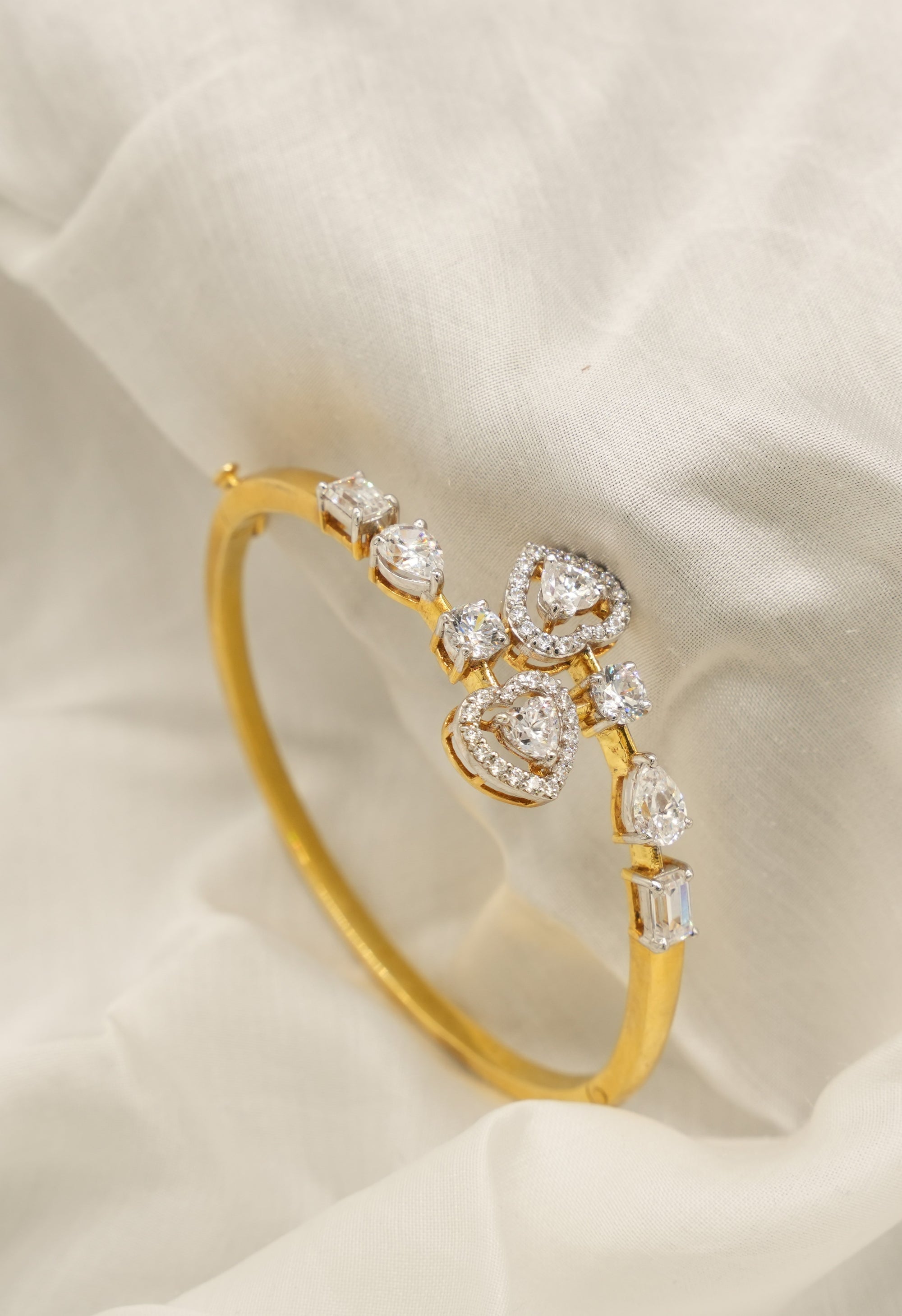 Silver Swarovski Heart Shaped Stone Bracelet