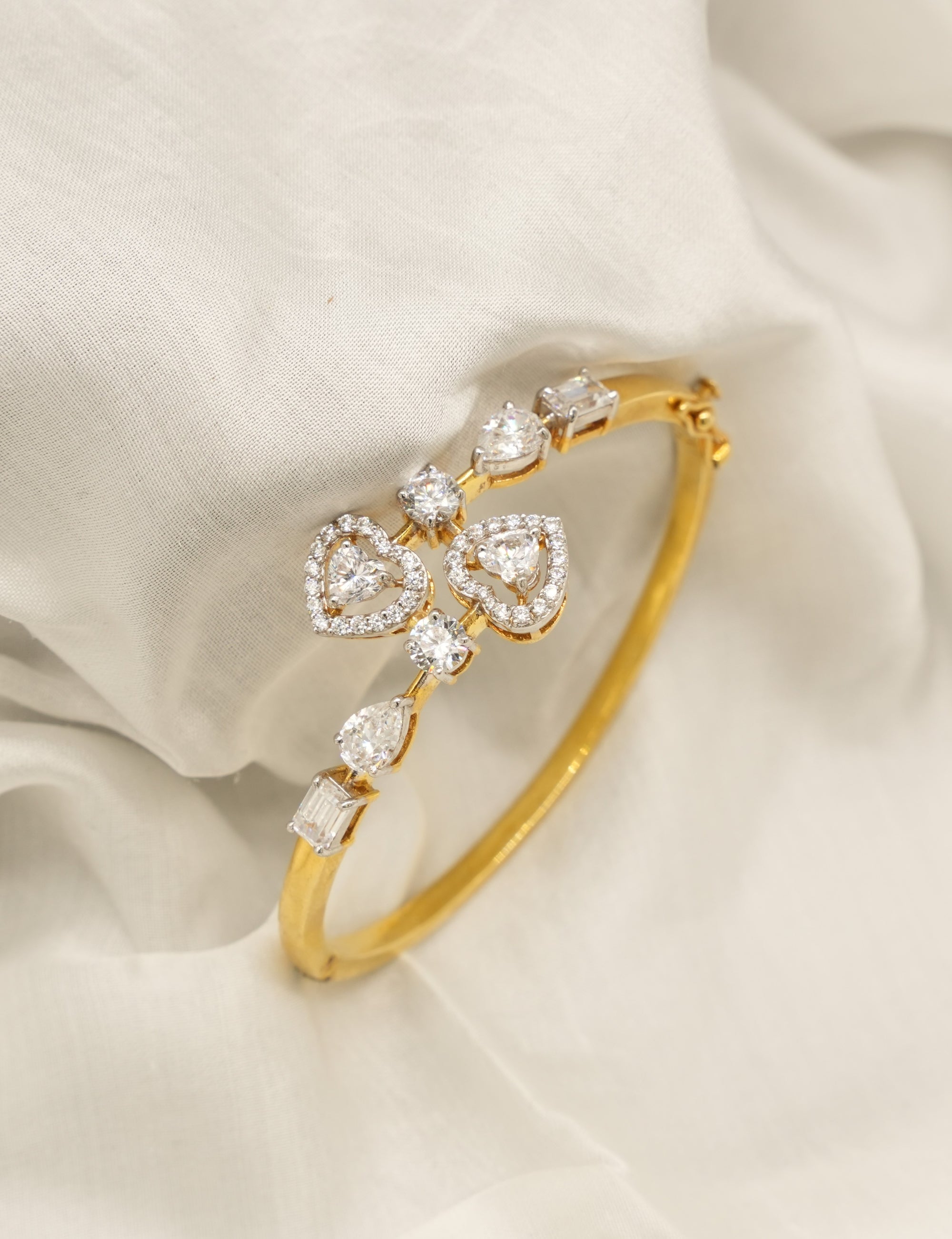 Silver Swarovski Heart Shaped Stone Bracelet