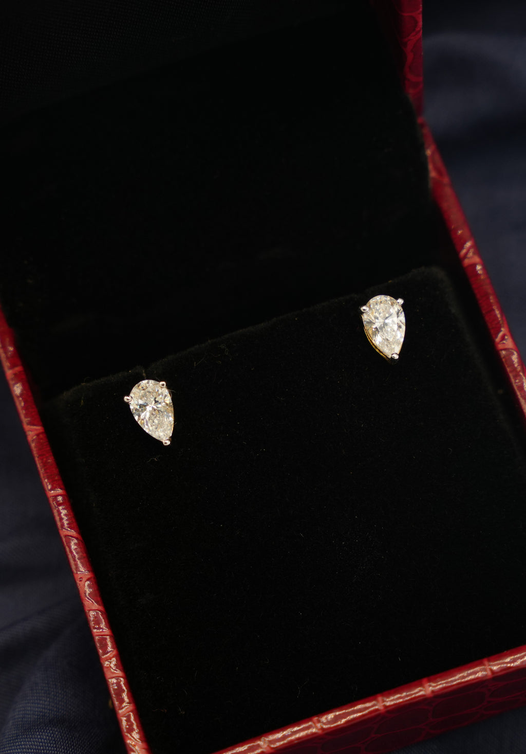 Silver Swarovski 1ct Pear Studs